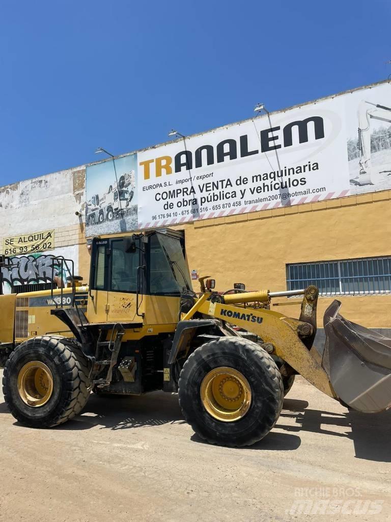 Komatsu WA 380 Kolesni nakladalci