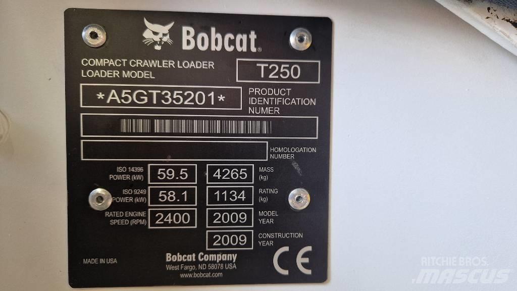 Bobcat T 250 Nakladalci goseničarji