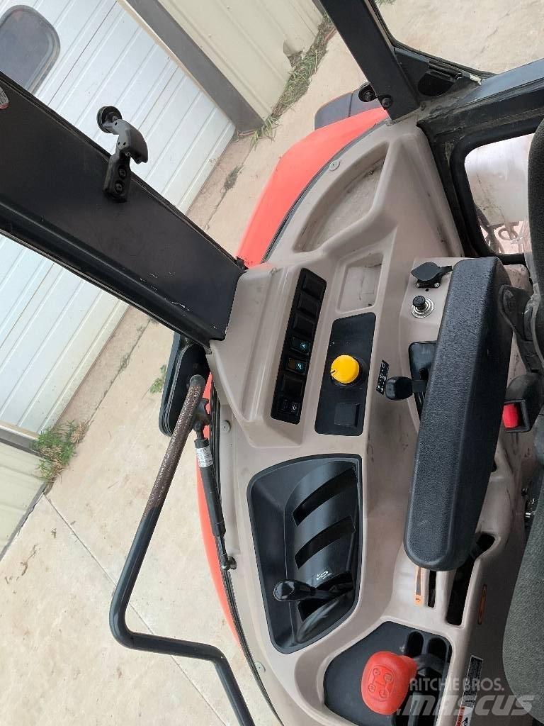 Kubota M 7060 Traktorji