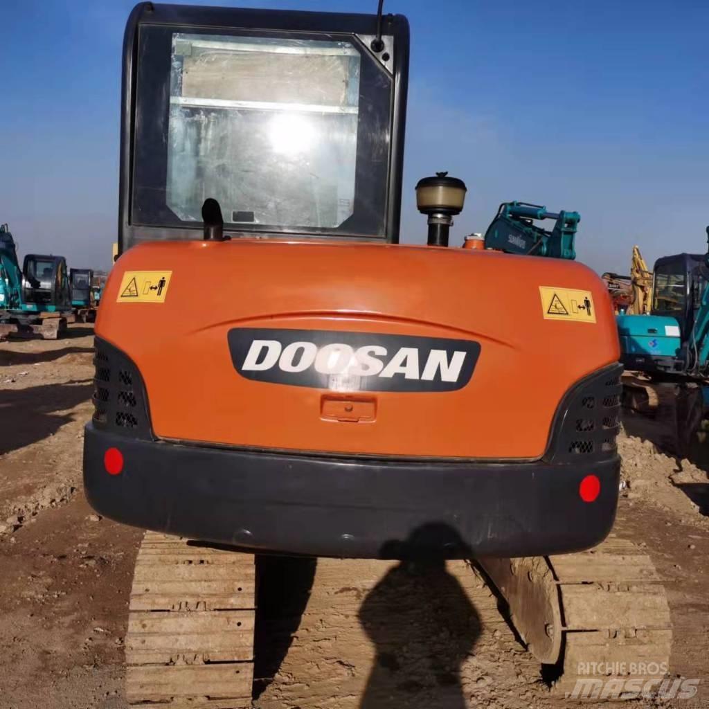 Doosan DH60-7 Bagri goseničarji