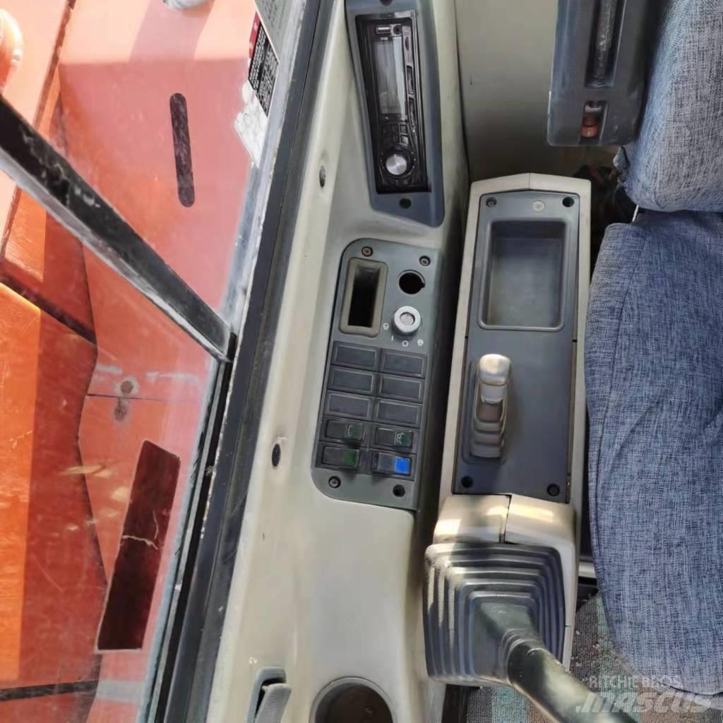 Doosan DH60-7 Bagri goseničarji