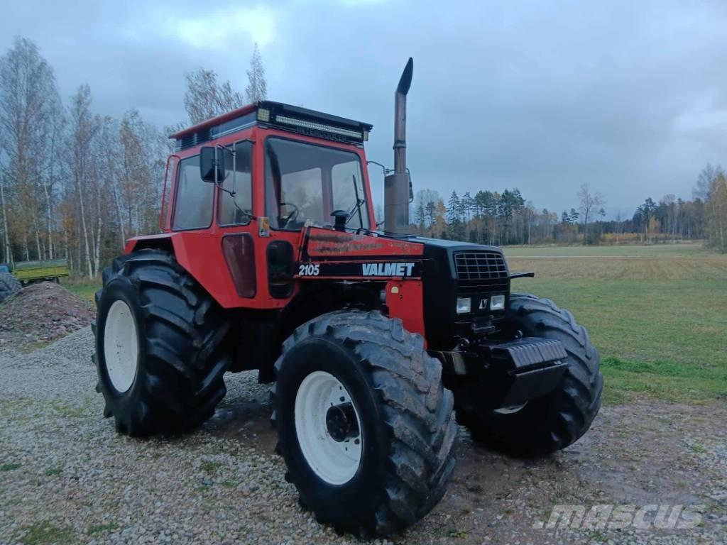 Valmet 2105 Traktorji