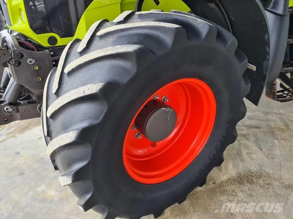 CLAAS Axion 850 CIS Traktorji