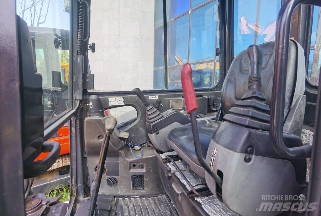 Hitachi ZX 50 U Mini bagri <7t