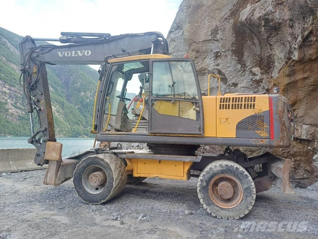 Volvo EW 180 C Bagri na kolesih