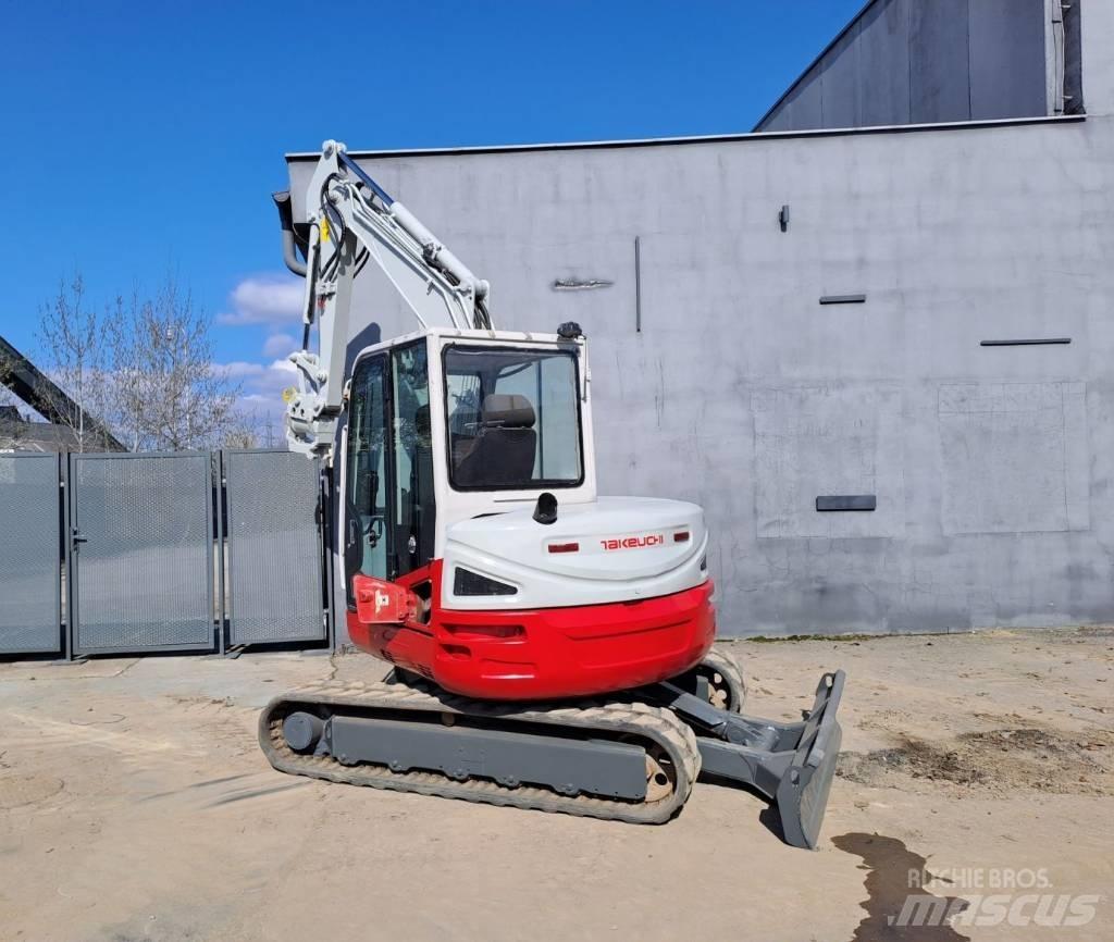 Takeuchi TB260 Mini bagri <7t