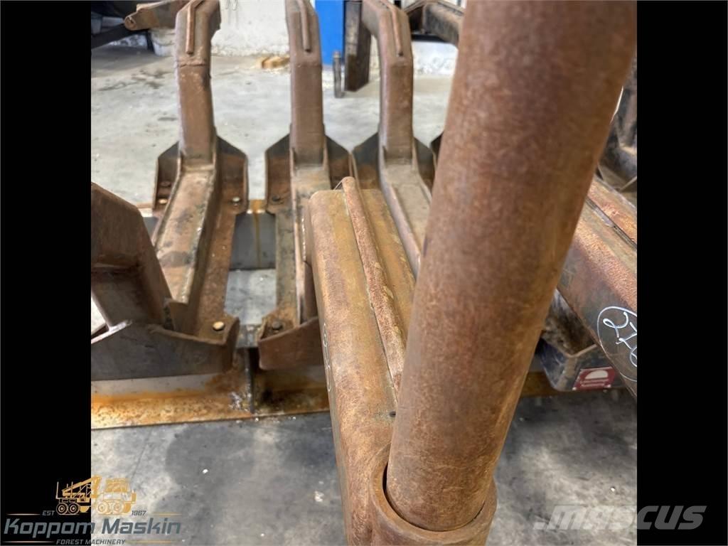 Gremo 704 Druge komponente