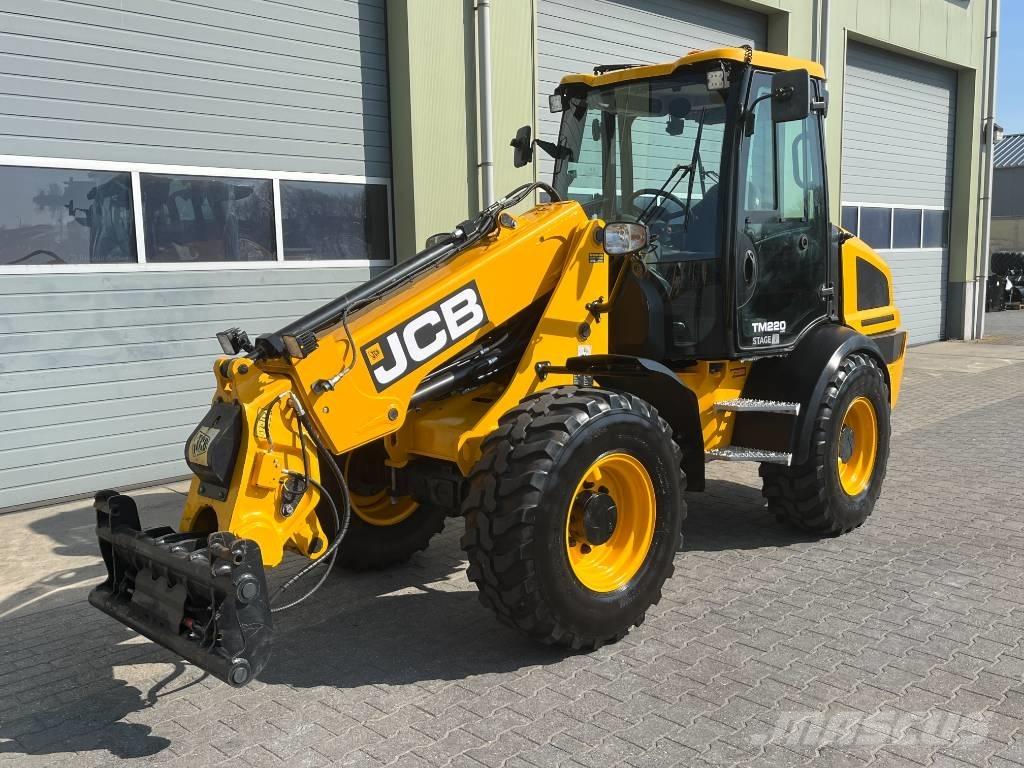 JCB TM 220 Kmetijski teleskopski nakladalci