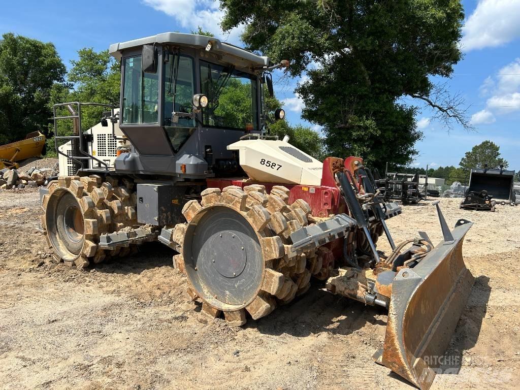Dynapac CT 3000 Kompaktorji tal