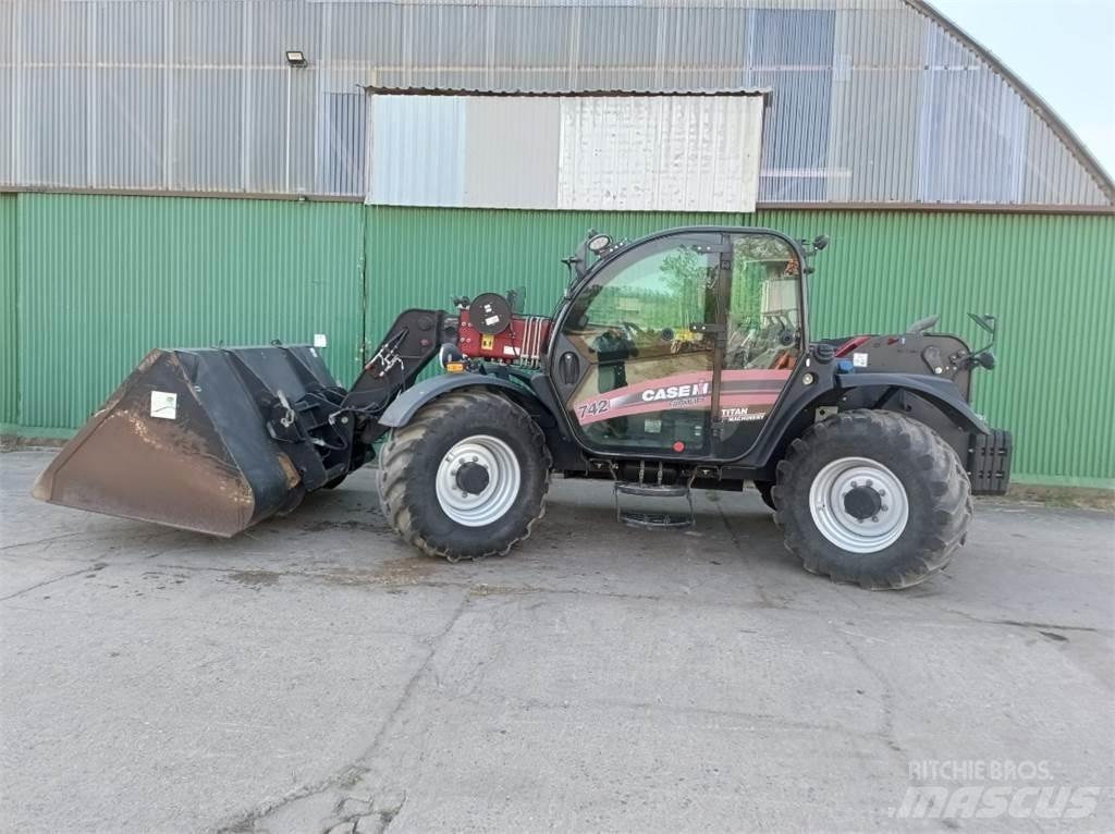 CASE 742 Farmlift Teleskopski viličarji