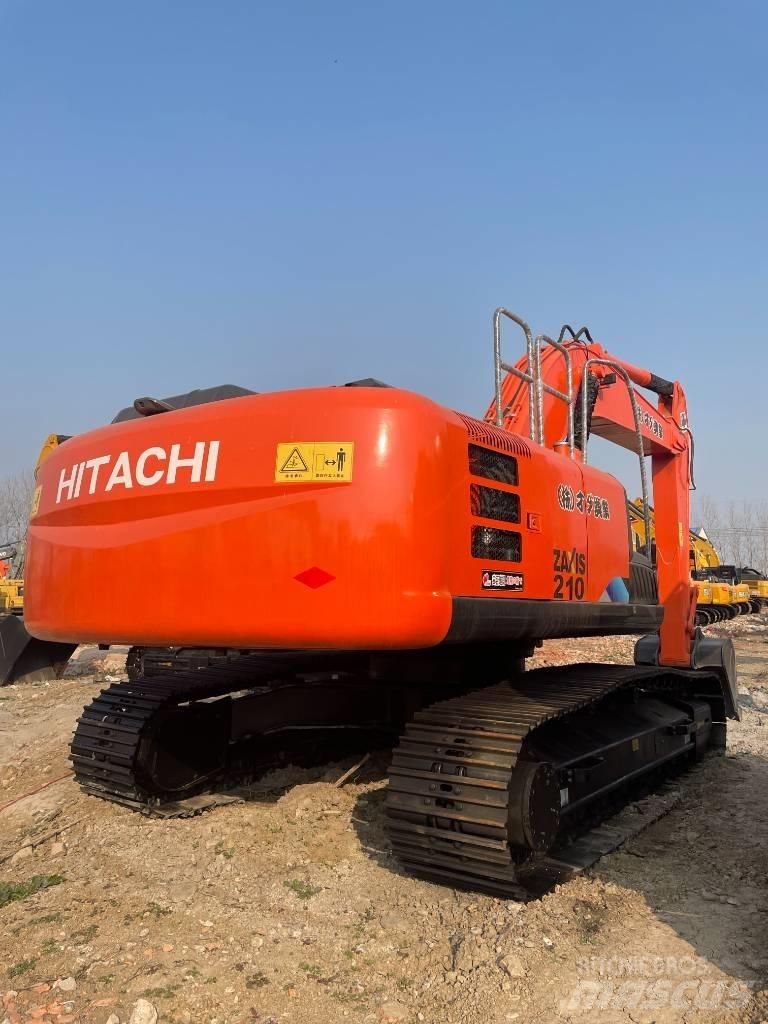 Hitachi 210LC Bagri goseničarji