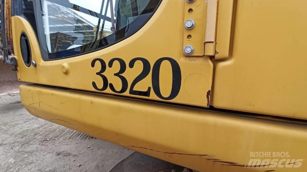 Komatsu PC240NLC-8 Bagri goseničarji