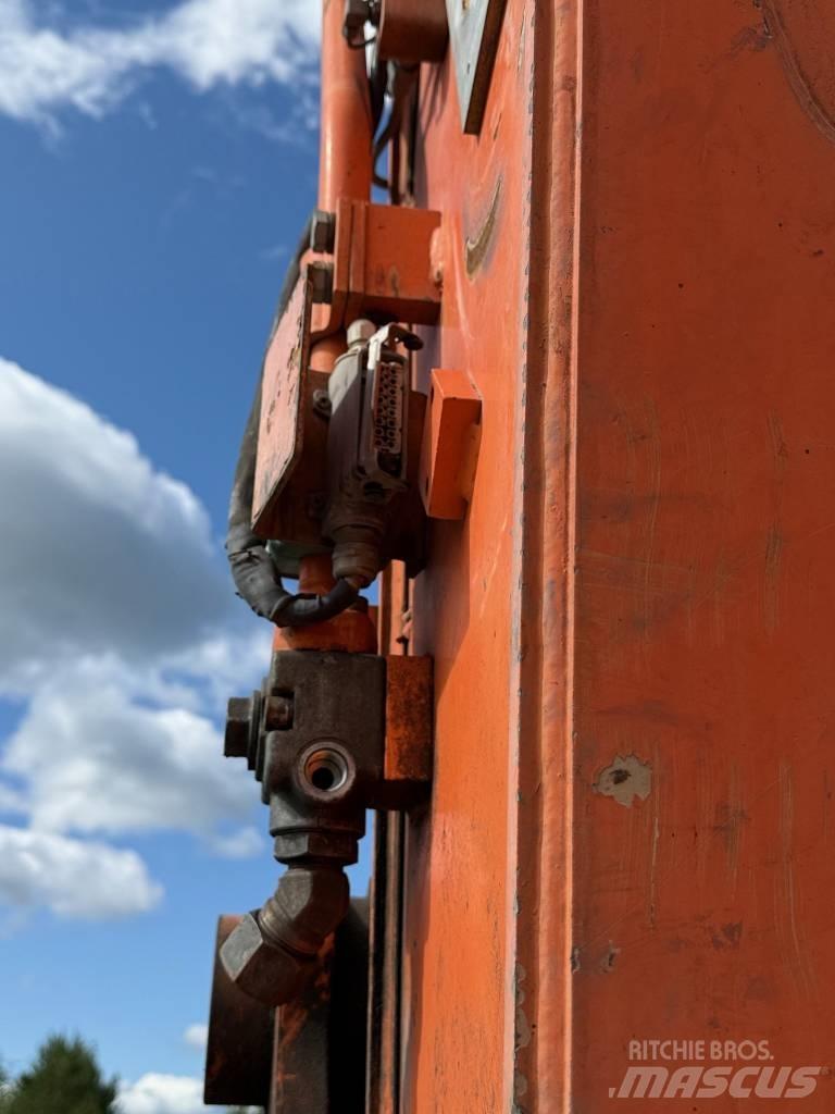 Doosan DX 235 LCR Bagri goseničarji