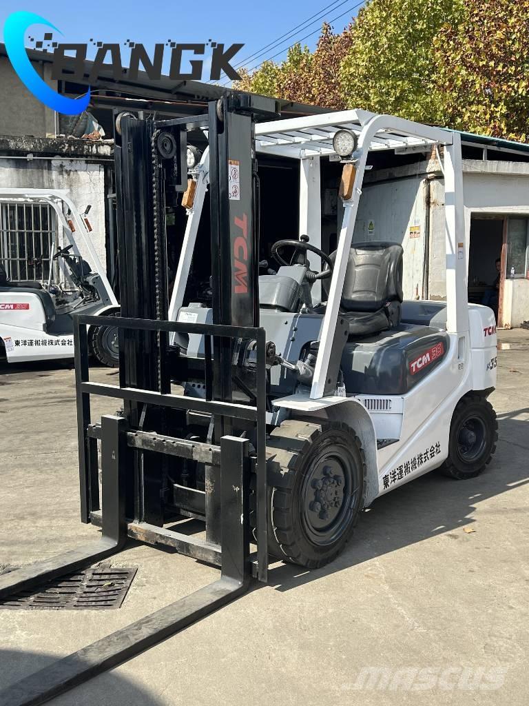 TCM FD35T3C Dizelski viličarji