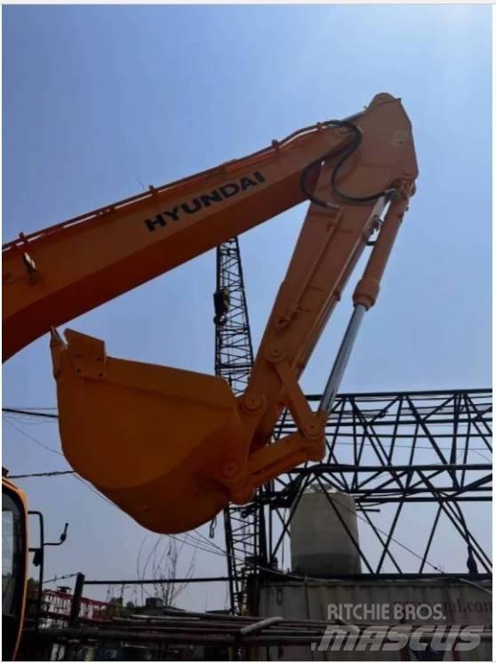 Hyundai 210 W-7 Bagri goseničarji