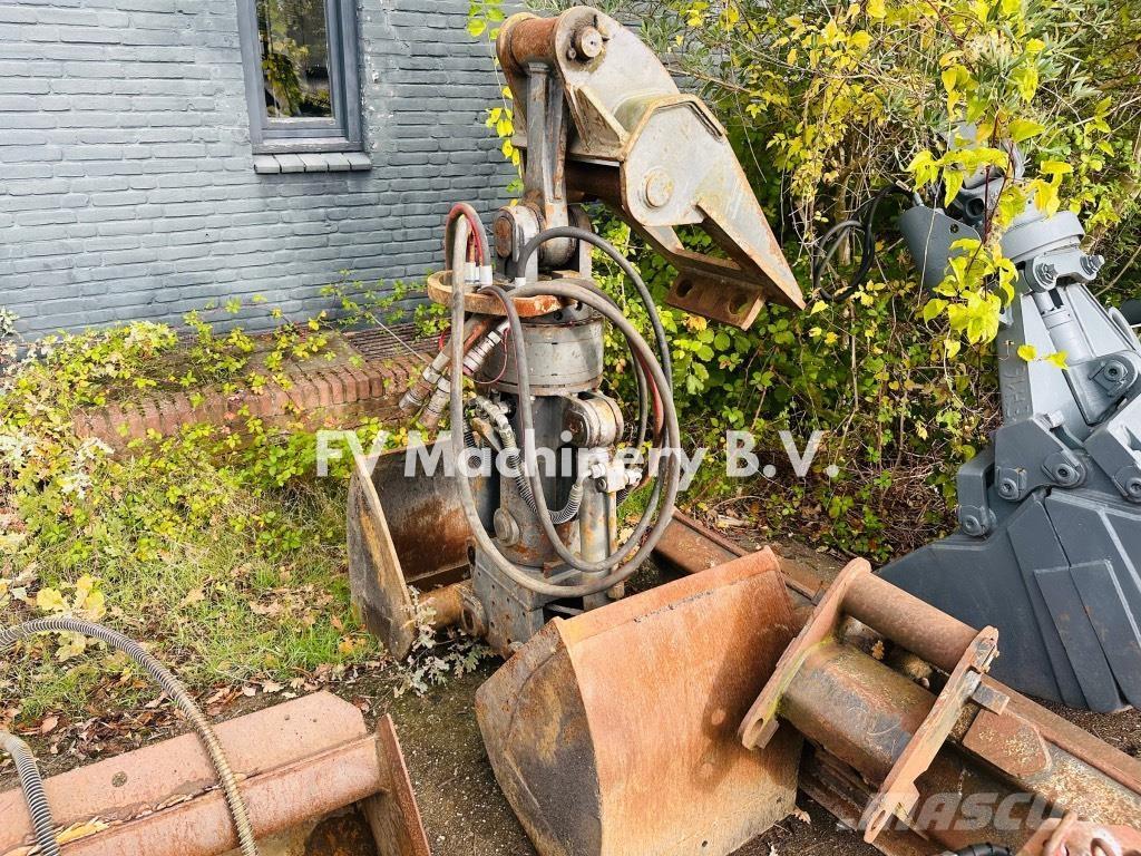 JCB JS 145 W Bagri na kolesih