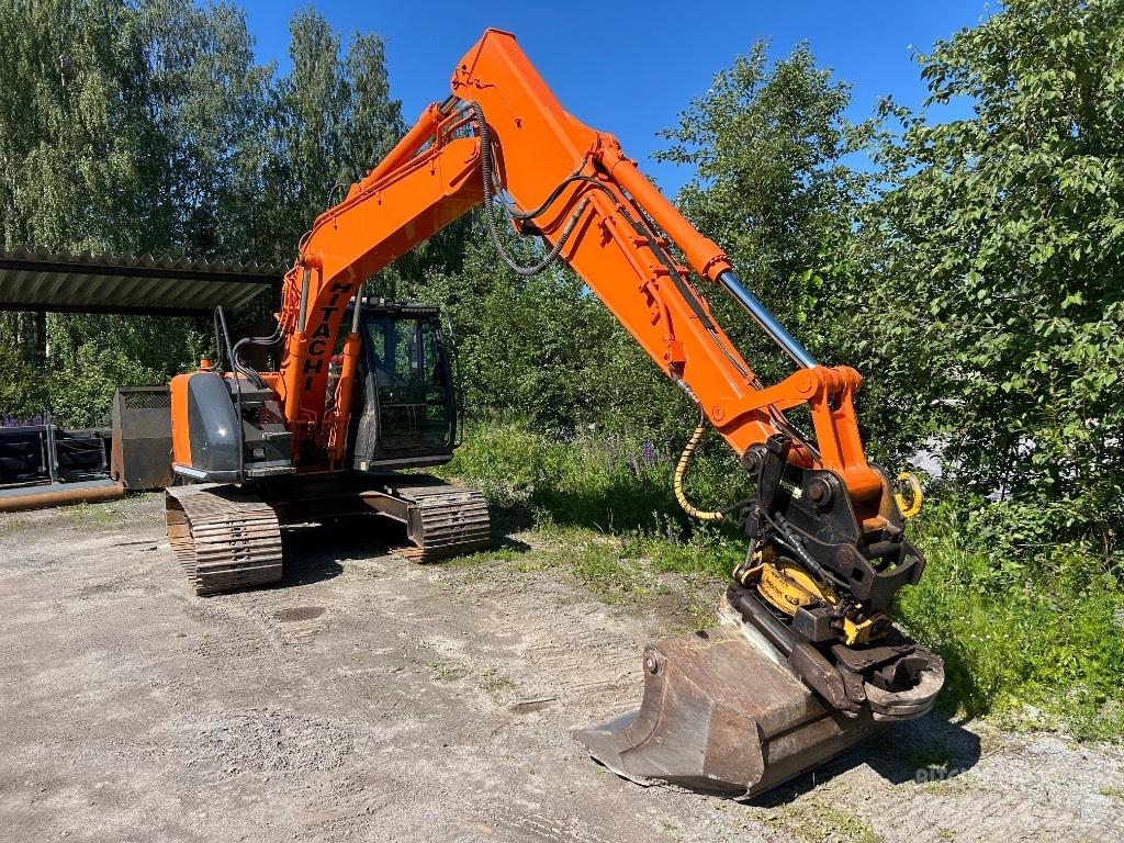 Hitachi ZX 135 US Bagri goseničarji