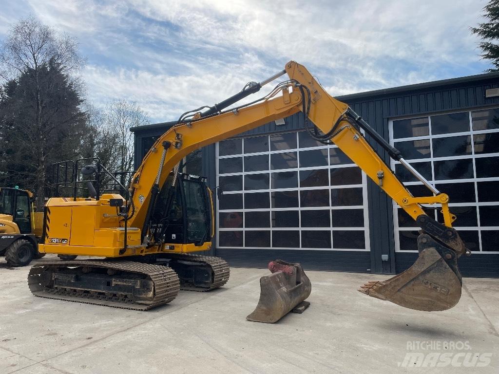 JCB 131 X Bagri goseničarji