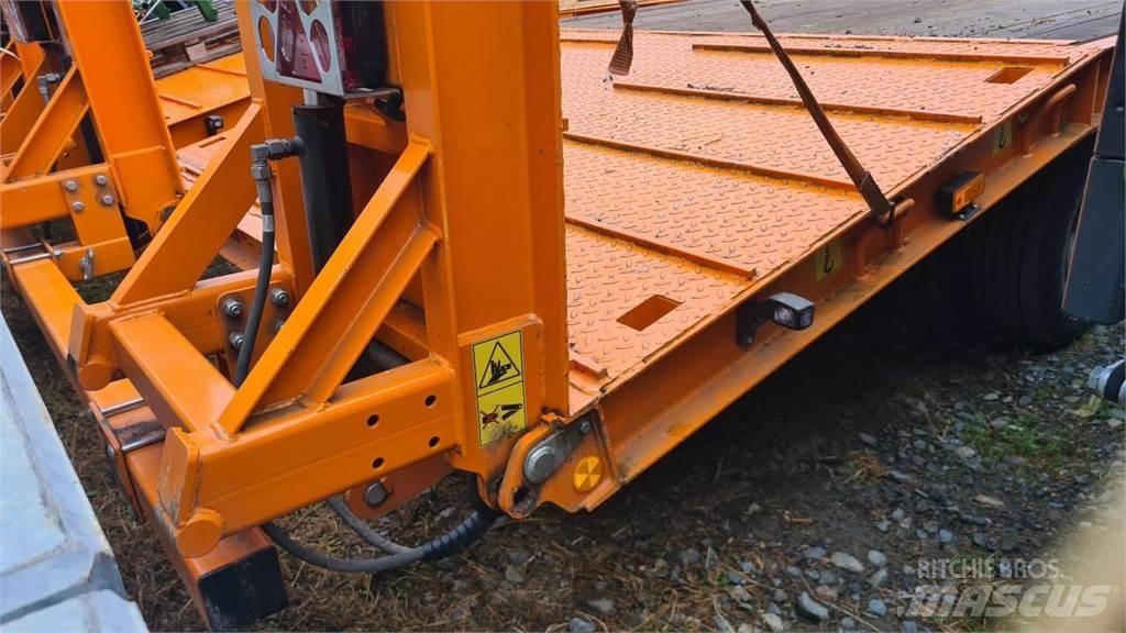 Pronar RC 2100-2 Nizki nakladalci