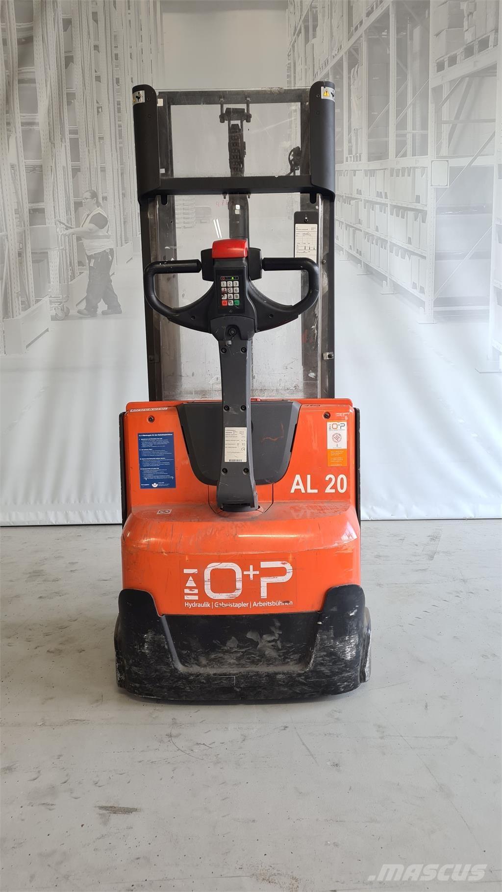 Toyota SWE120 Samopogonski ročni viličarji