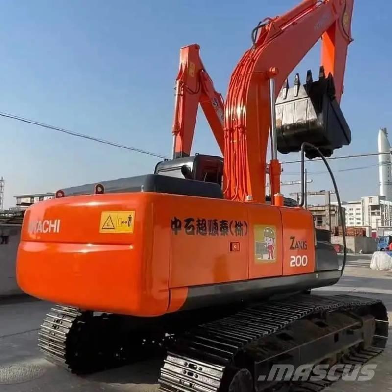 Hitachi ZX 200 Bagri goseničarji