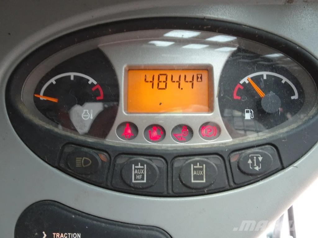 Bobcat S100 Skid steer mini nakladalci