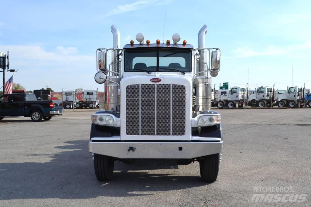 Peterbilt 389 Vlačilci