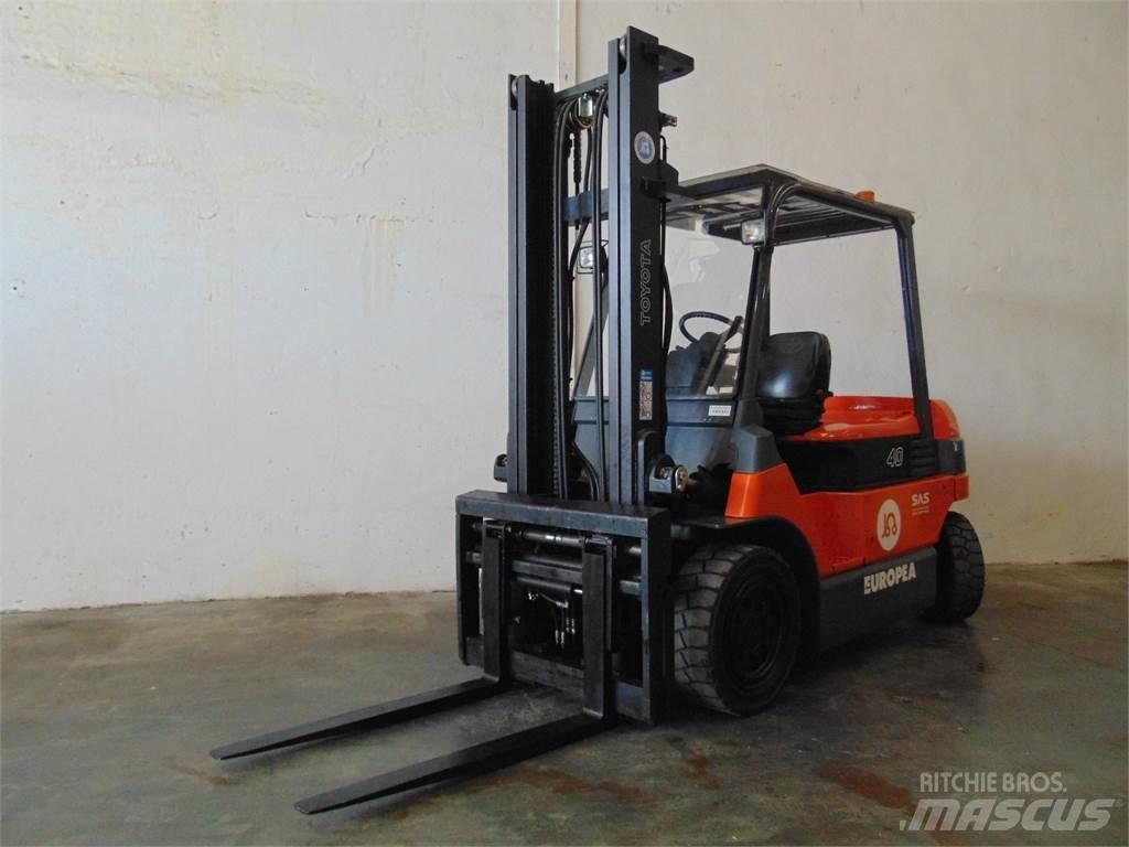 Toyota 7FBMF40 Električni viličarji
