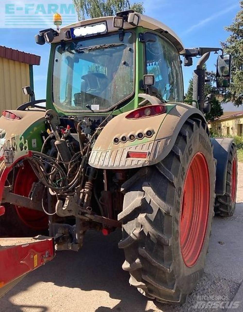 Fendt 724 vario Traktorji