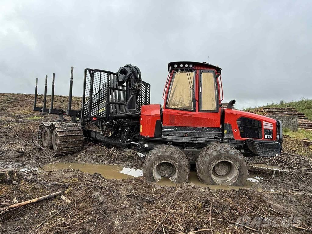 Komatsu 875 Forwarderji