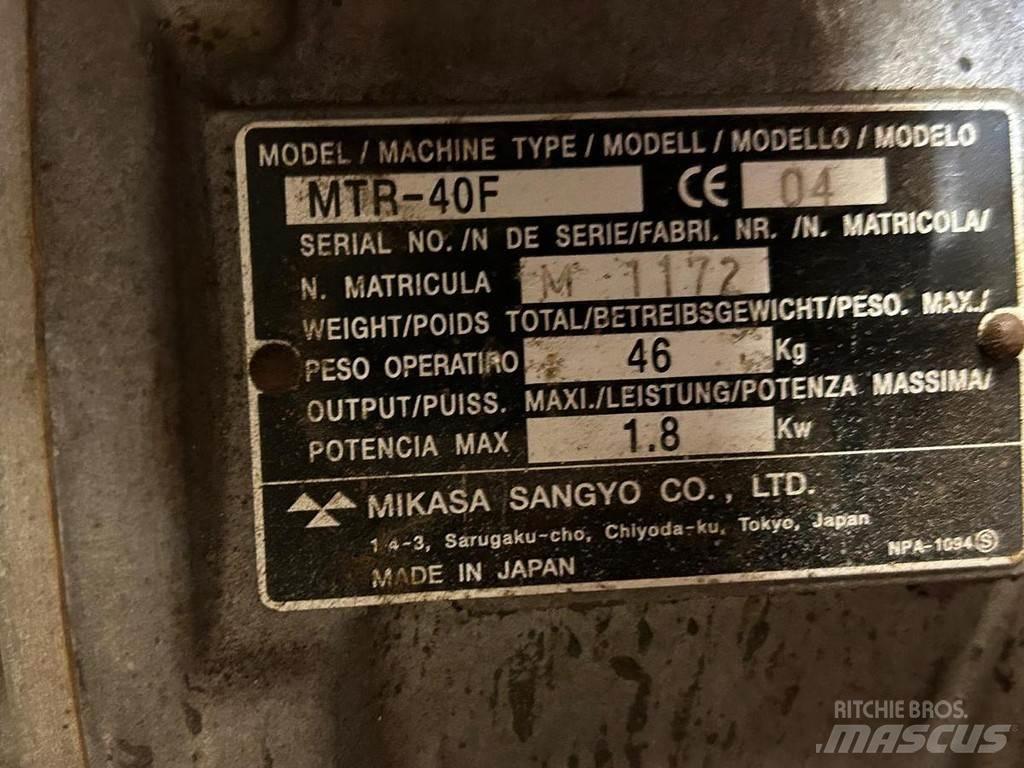 Mikasa MTR-40F Vibro plošče