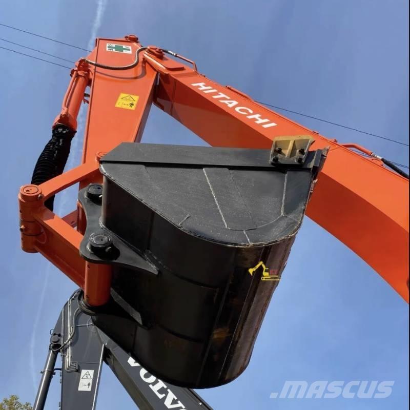 Hitachi 200-3G Bagri goseničarji