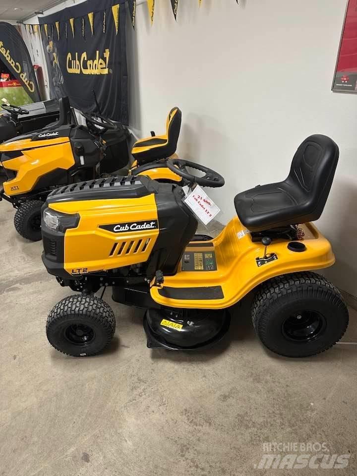 Cub Cadet LT 2 NS92 Vrtni traktor kosilnice