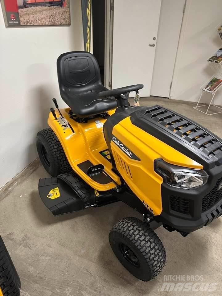 Cub Cadet LT 2 NS92 Vrtni traktor kosilnice