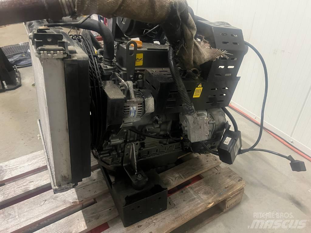 Yanmar 4TNV84T-GGEH Mini bagri <7t