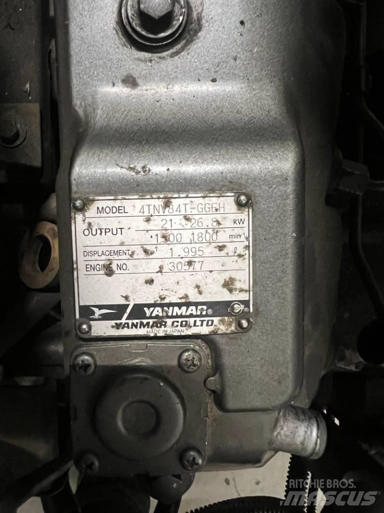 Yanmar 4TNV84T-GGEH Mini bagri <7t