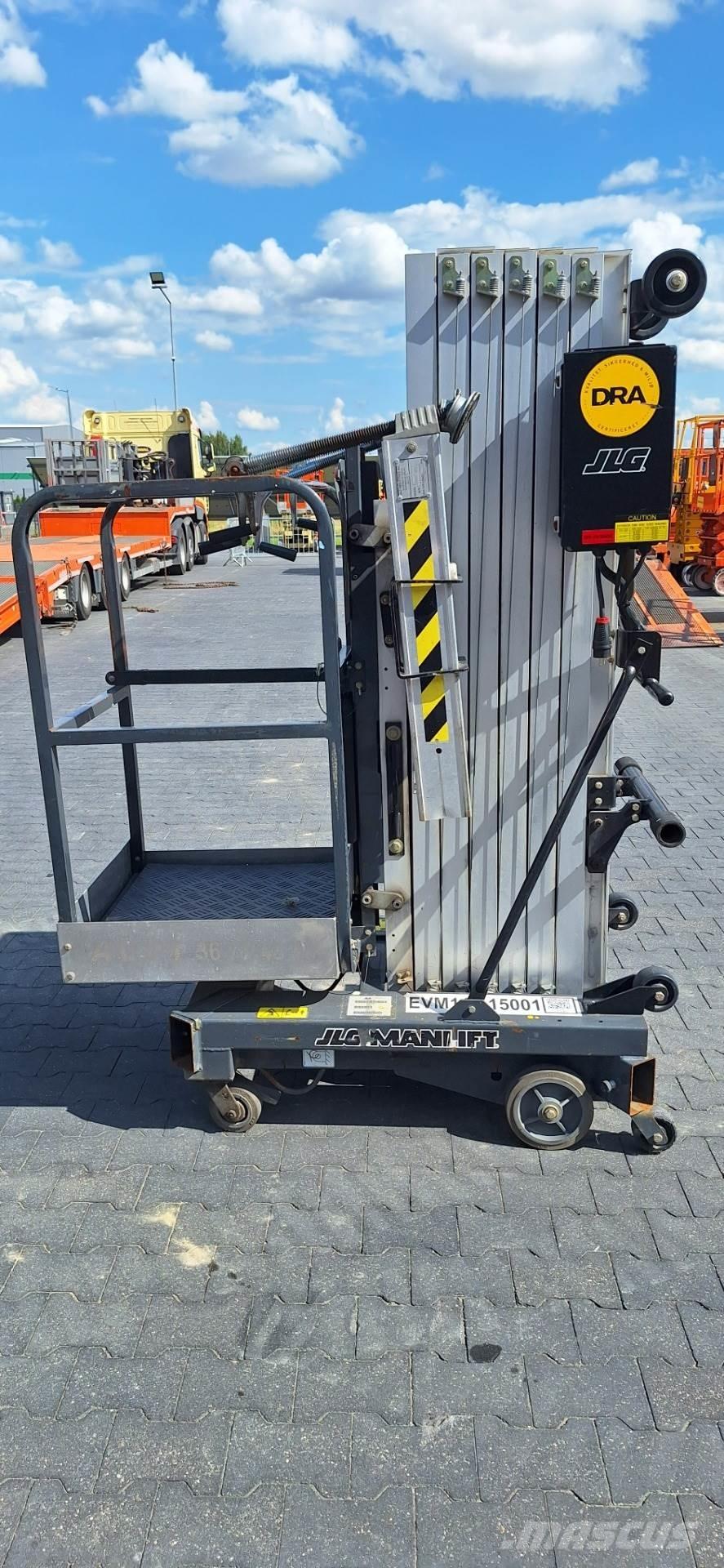 JLG 30AMAC Druga dvigala in dvižne ploščadi