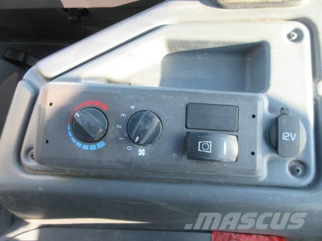 Volvo L 30 GS Kolesni nakladalci