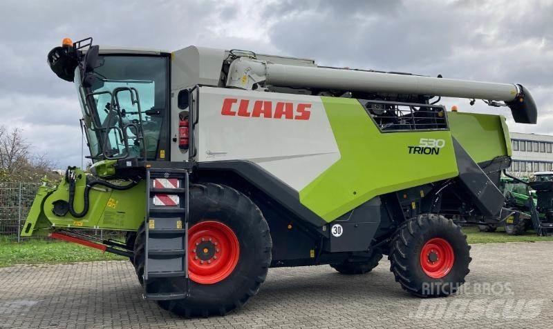 CLAAS TRION 530 Kombajni