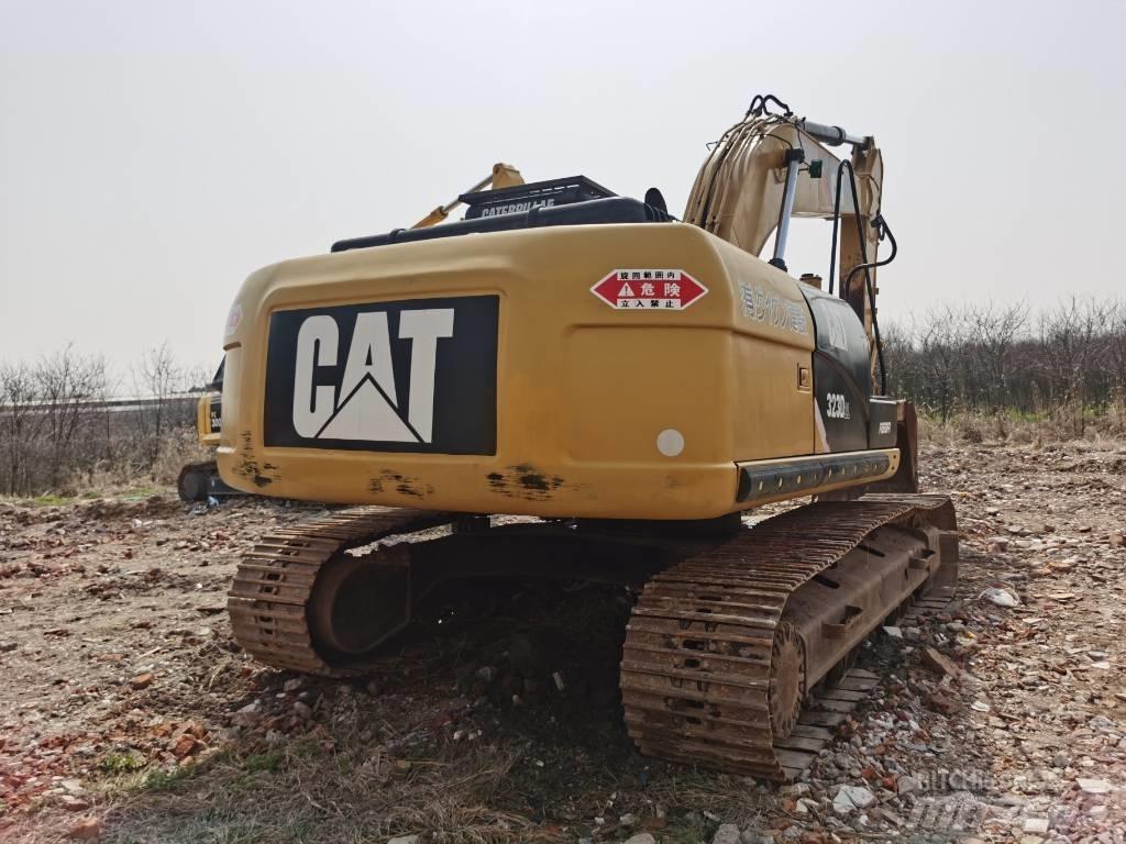 CAT 323 D L Bagri goseničarji