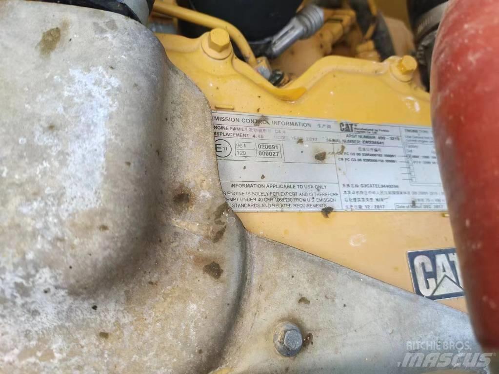 CAT 320GC Bagri goseničarji