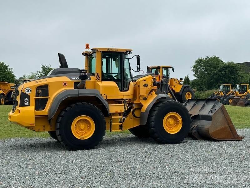 Volvo L 120 H Kolesni nakladalci
