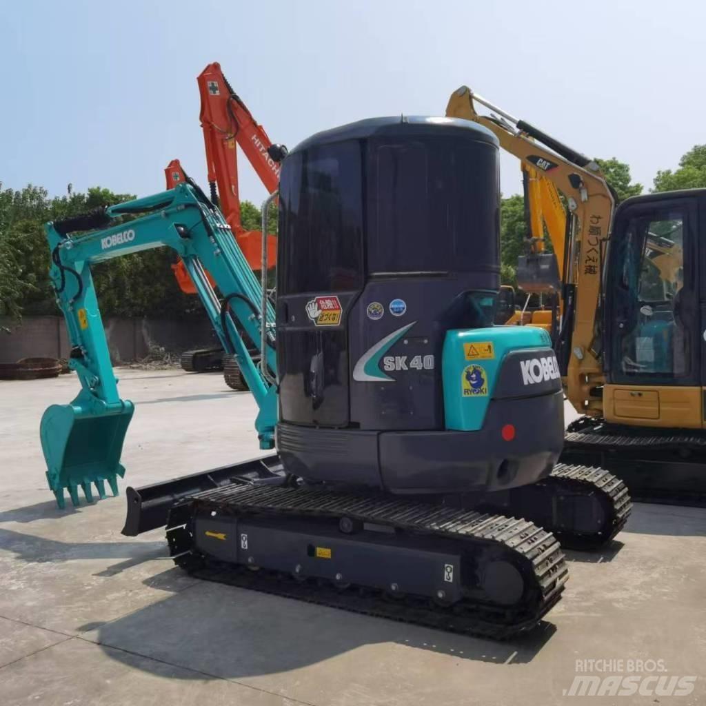Kobelco SK 40 Mini bagri <7t