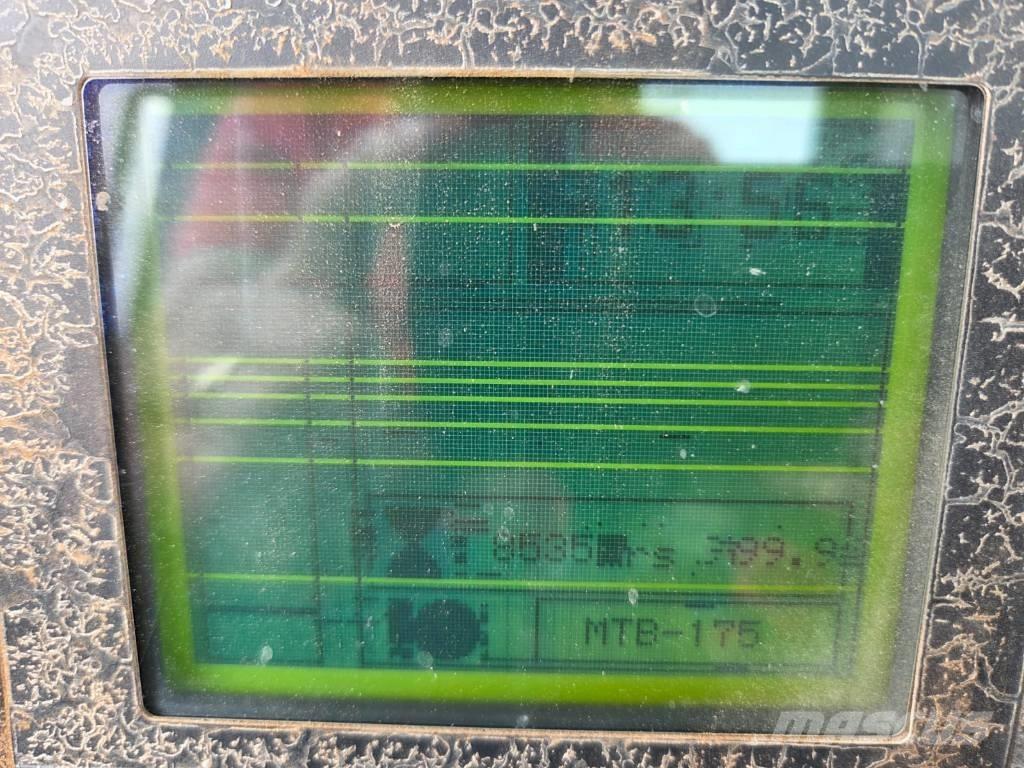 Liebherr 904 Bagri goseničarji