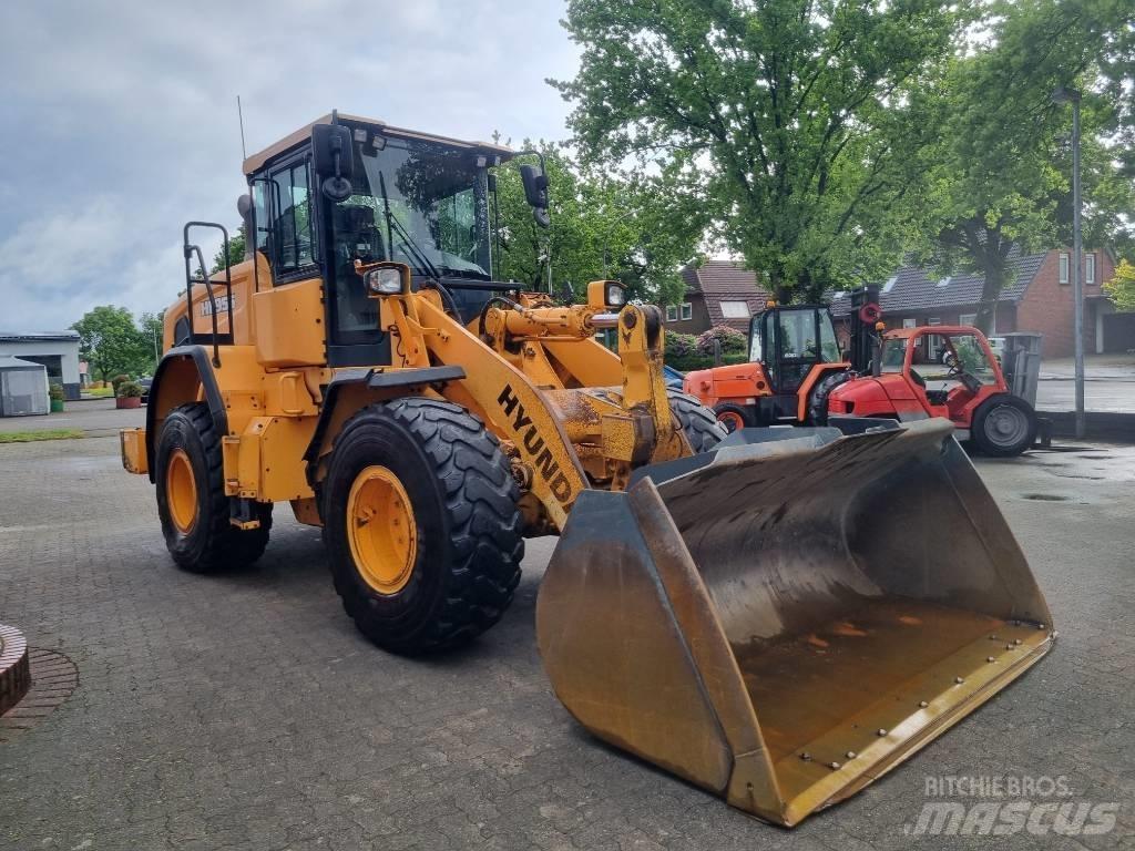 Hyundai HL 955 A Kolesni nakladalci