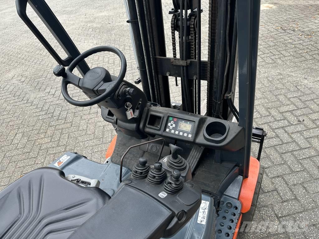 Toyota 8 FBE 20 T Električni viličarji