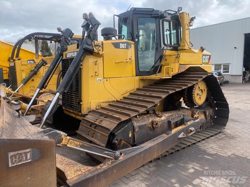 CAT D 6 T LGP Buldožerji goseničarji