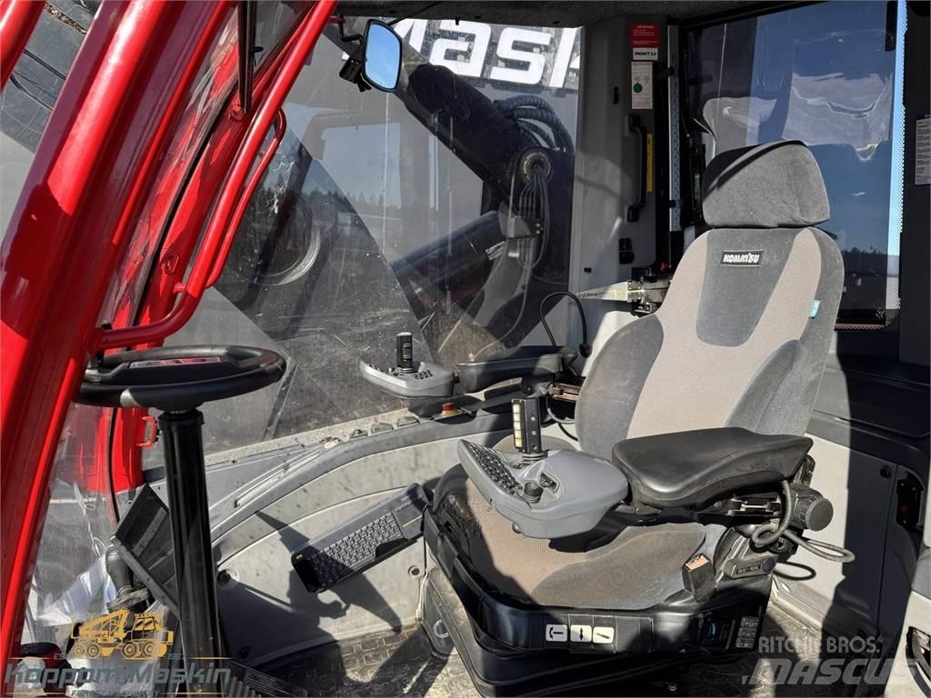 Komatsu 951 Harvesterji