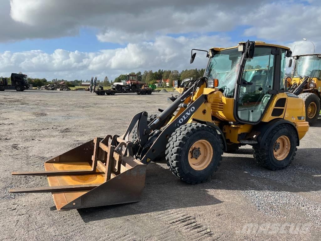 Volvo L 25 F Kolesni nakladalci