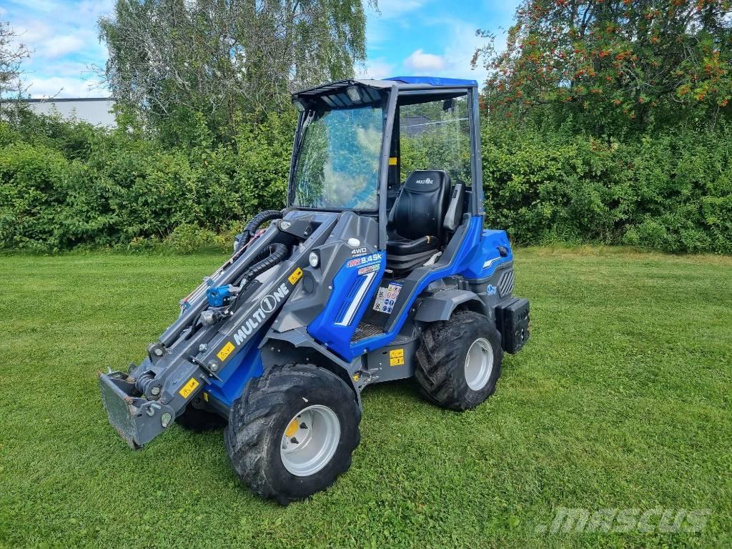 Multione 8.4 Sk Skid steer mini nakladalci